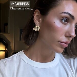 HEAVEN MAYHEM RIBBED EARRINGS